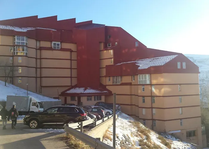 Edificio Europa Con Vistas Al Veleta